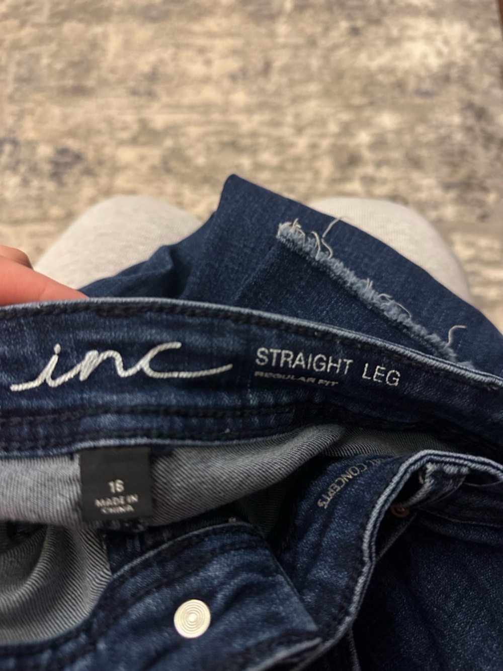 INC International Concepts straight leg regular fit jeans - Picture 3 of 3